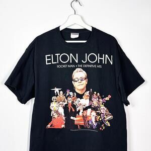 Vintage Elton John T Shirt from 2011 Rocket Man Tour size XL